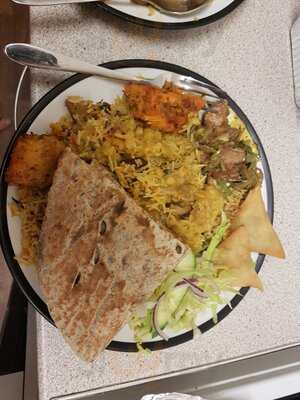 Dera Restaurant - Photo 7