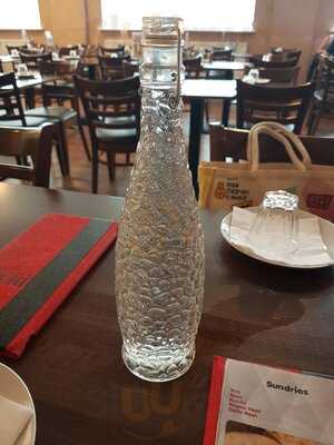 Dera Restaurant - Photo 8