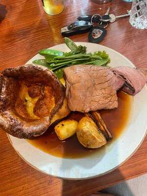 Harvey's Bar/kitchen