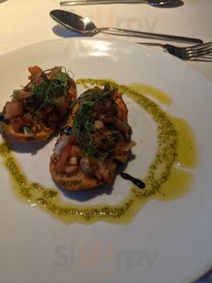 Hawthorns Restaurant