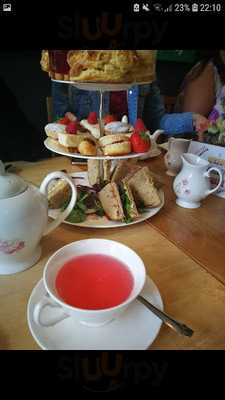 Tea House - Alison Appleton