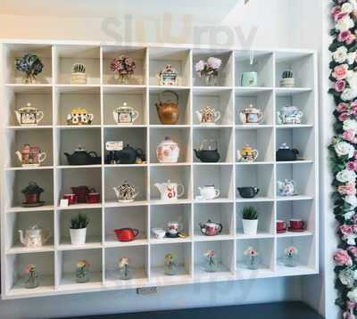 Tea House - Alison Appleton