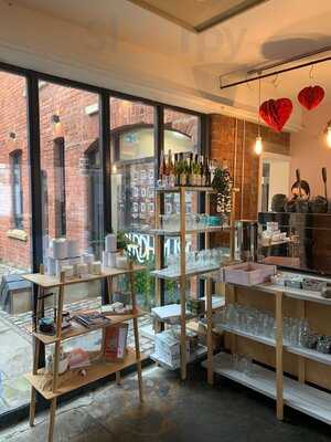 Birdhouse Tea Bar & Kitchen