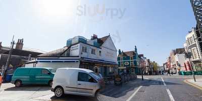 Carluccio's - Brighton