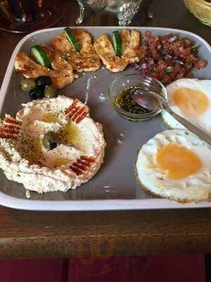 Nofretete Cafe' Restaurant