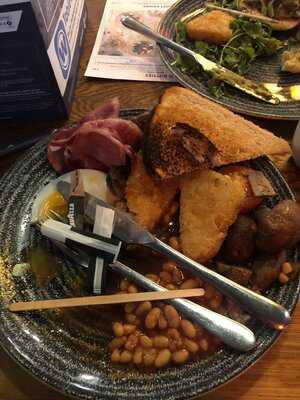 All Bar One Bham T1 Landside