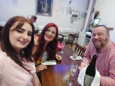 Kurdina Restaurant & Bar