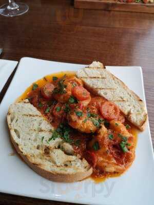 Kurdina Restaurant & Bar