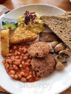 Dana - Coffee House & Vegetarian Cafe