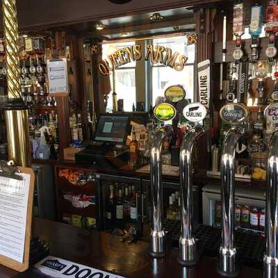 The Queen's Arms