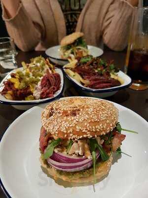 Eat New York - The Bagel Shop