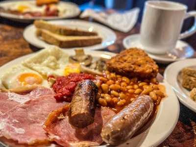 Home Is Where Deli & Bar