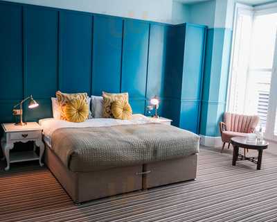 The Southern Belle Pub