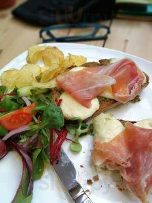 The New Bookshop & Coffee Shop