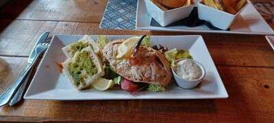 The White Horse Pub & Dining