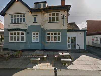 The White Horse Pub & Dining