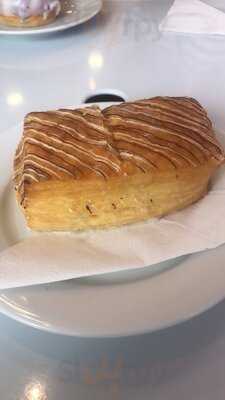 Dum Dum Donutterie - Brighton Square