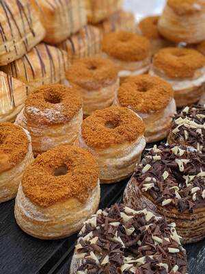 Dum Dum Donutterie - Brighton Square