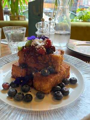 The Brunch & Cocktail Club