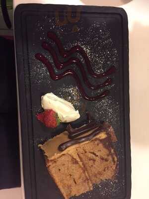 Field's Deli And Cafe