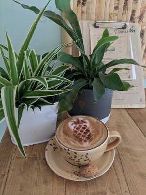 Traders Cafe And Cocktail Bar