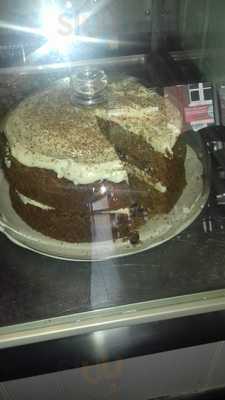 Leo's Coffee Lunge And Tapas Bar