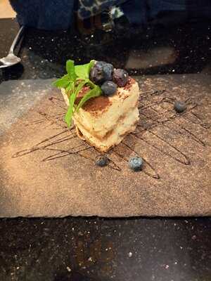 Cucina Cafe Bar & Restaurant