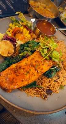 Mellow's Bar & Restaurant