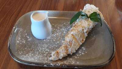 Calvert's Restaurant - Photo 7