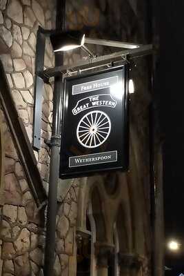 Lloyds Bar Great Western