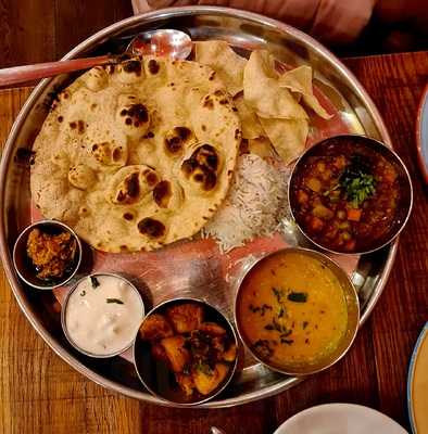 Chai Street - Wellfield Road