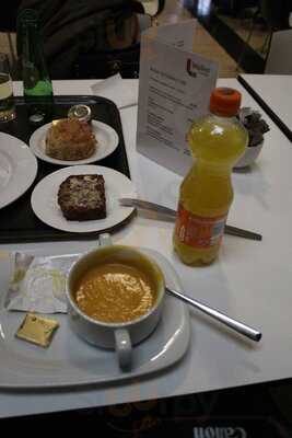 Walker Art Gallery Cafe