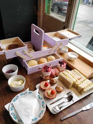 The Little Macaron Shop