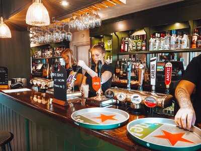 The Air Hostess Pub And Kitchen