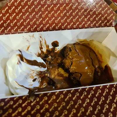 Cravings Dessert Bar