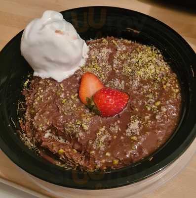 Cravings Dessert Bar