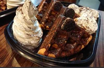 Cravings Dessert Bar