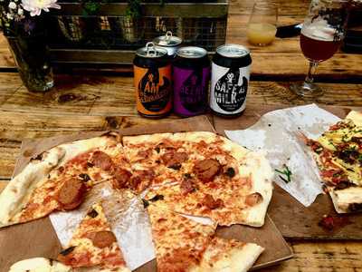 Dusty Knuckle Pizza Company