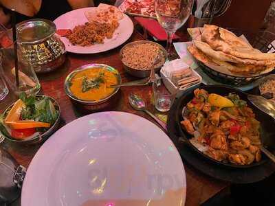 Scene Indian Street Kitchen