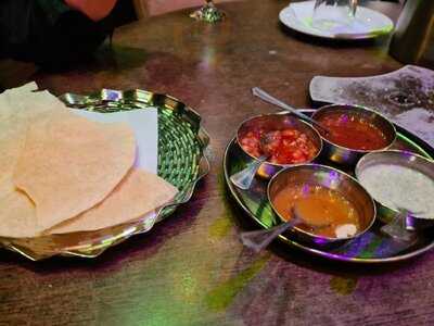 Scene Indian Street Kitchen