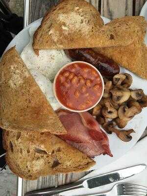 Sunshine Books, Art And Coffee