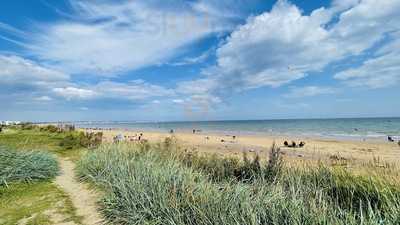 The Cow Shed @ Fraisthorpe Beach