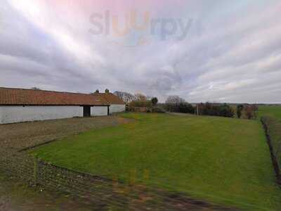The Cow Shed @ Fraisthorpe Beach