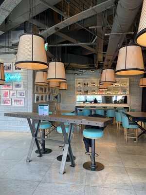 Gino D'acampo My Pizza And Prosecco Bar