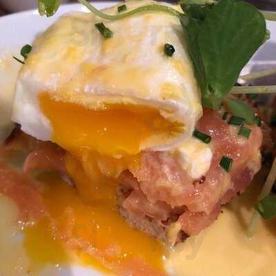 Hepworth's Deli & Kitchen