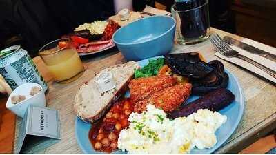 Hepworth's Deli & Kitchen