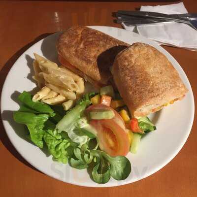 The New Laundry Cafe