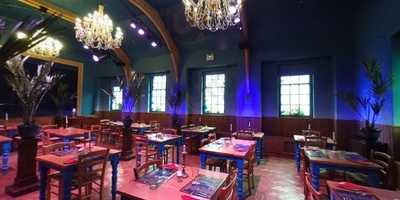 The New Laundry Cafe