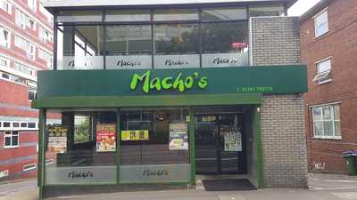 Macho's