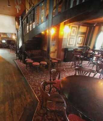 Ye Olde King & Queen